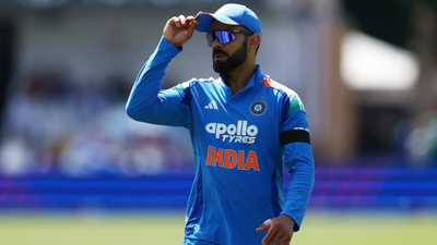 1790492239 virat kohli