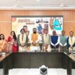 1b28cca4 a50f 4199 bdc0 5b5a4f8ae2cf cm samrat choudhary with foreign services officers from bihar in patna on thursdayjpeg