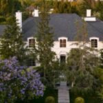 ann rutherfords 1938 beverly hills estate was bought for about 76 million in 2013 and nearly doubled in size image credit thebeverlyhillsestates