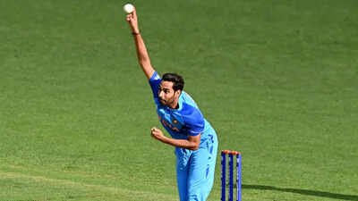 bhuvneshwar kumar returns after 4 years as india announces t20 squad against new zealand