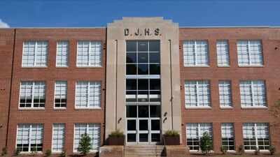 dillard school senior apartments