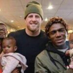 jj watt turned his 100000 donation into a 416 million hurricane harvey relief campaign in 2017