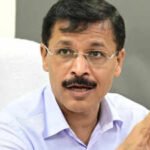 the maharashtra fda has issued a compliance order requiring instructions about infant nutrition on food products in pic fda commissioner tukaram mundhe